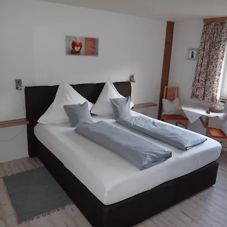 Bed & Breakfast Lutz Alpenblick