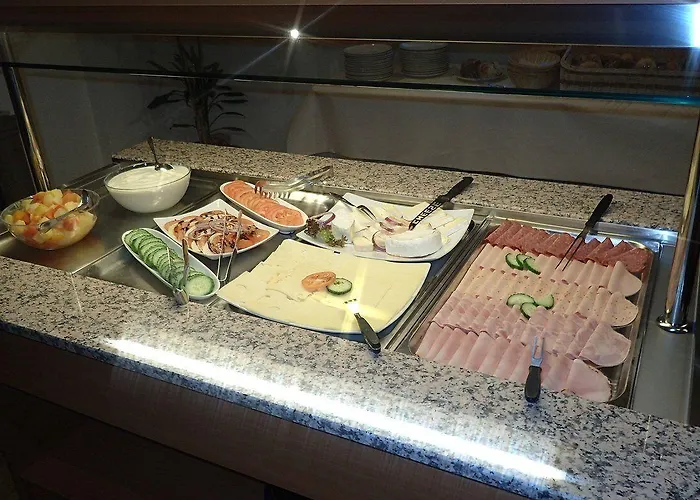 Lutz Alpenblick Bed & Breakfast Schattwald