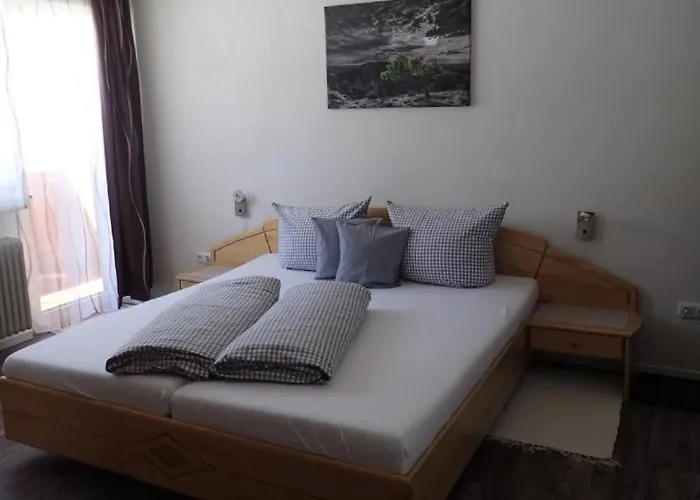 Lutz Alpenblick 3* Шаттвальд