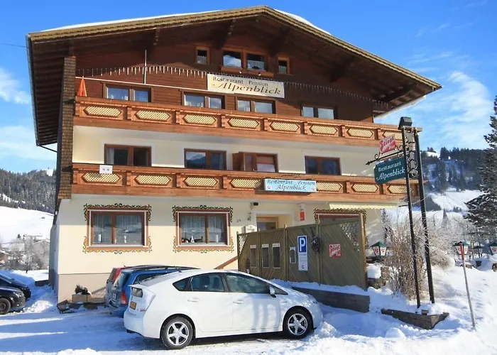Lutz Alpenblick Nocleg ze śniadaniem 3*