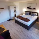 Lutz Alpenblick فندق مبيت وإفطار 3*