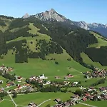 Lutz Alpenblick 3* شاتوالد