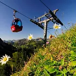 Lutz Alpenblick فندق مبيت وإفطار