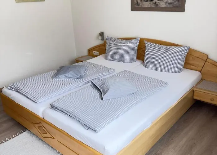 Lutz Alpenblick Schattwald